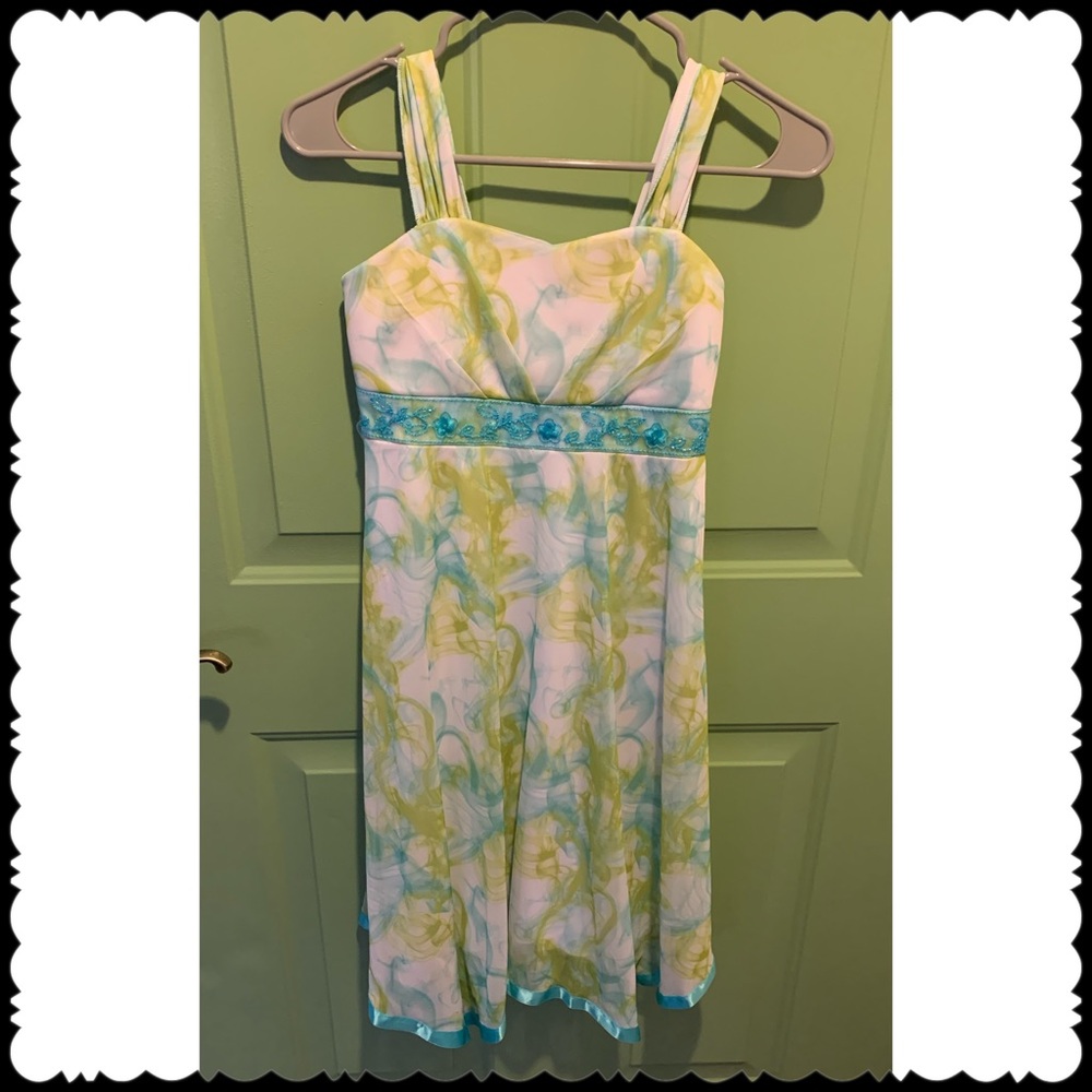 Girls size 14 Speechless dress